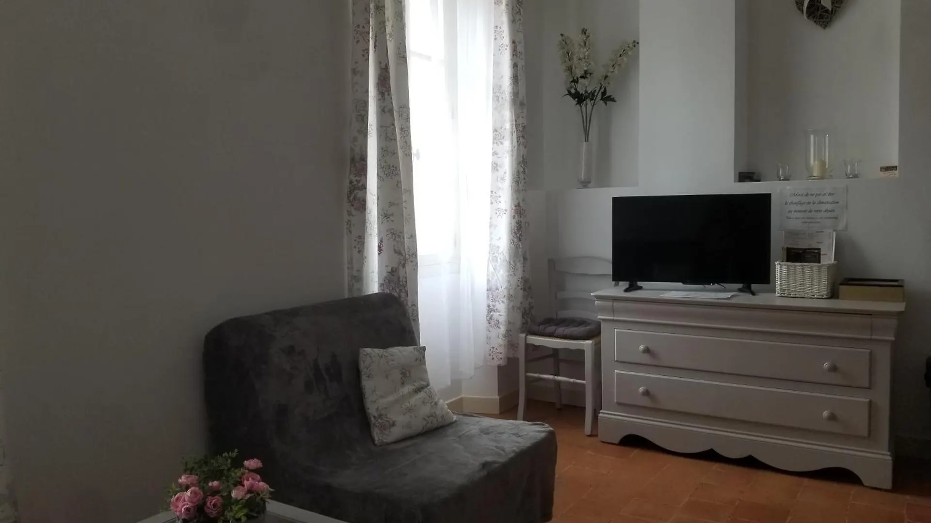 Апартаменты Joli T2 De 40M² A Louer A Ле-Мюи 0*,