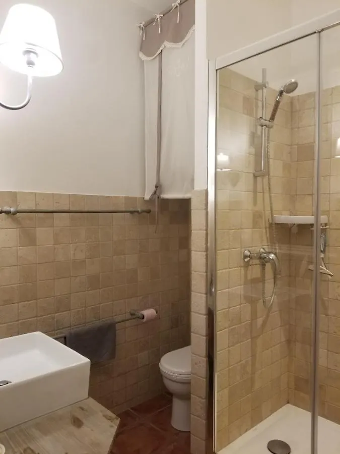 Joli T2 De 40M² A Louer A Le Muy 아파트