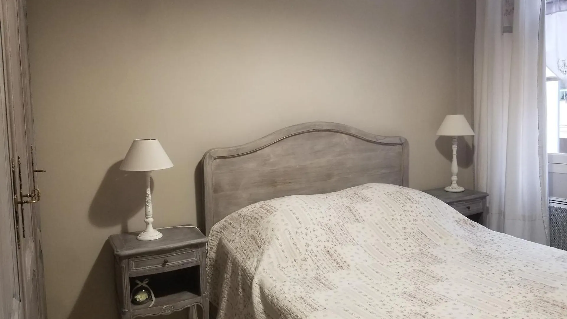 Joli T2 De 40M² A Louer A Le Muy 아파트